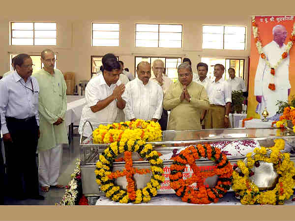 RSS ಮುಖಂಡ ಸುದರ್ಶನ್ ವಿಧಿವಶ: ಶ್ರದ್ಧಾಂಜಲಿ RSS ಮುಖಂಡ ಸುದರ್ಶನ್ ವಿಧಿವಶ: ಶ್ರದ್ಧಾಂಜಲಿ
