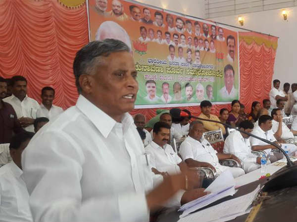 'ಕ್ಷೇತ್ರದಲ್ಲಿ ಅರಾಜಕತೆ ಉಂಟಾಗಿದೆ'