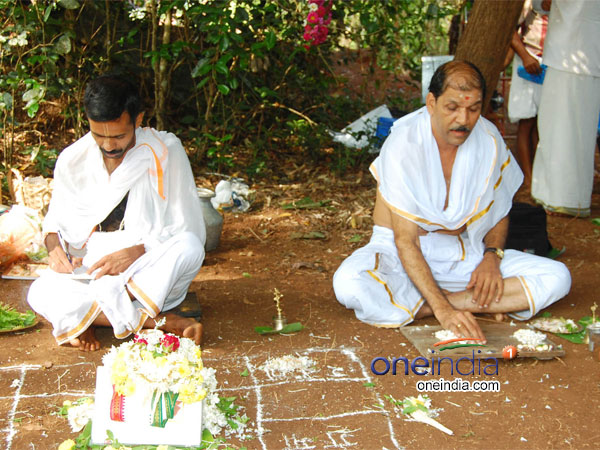 ಶ್ರೀಧರ ಗೋರೆ ಅವರ ನೇತೃತ್ವ