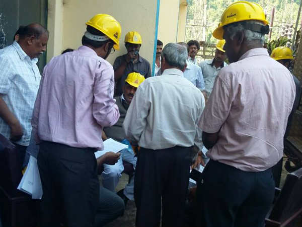 ಗುರುವಾರ ಬೆಂಕಿ ಬಿದ್ದಿತ್ತು