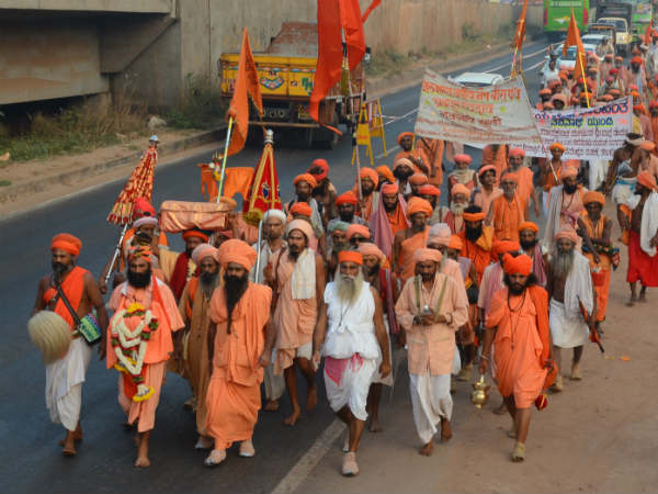 'ನವನಾಥ್ ಝುಂಡಿ'ಯಲ್ಲಿ ಎಷ್ಟು ಜನ ಪದವೀಧರರಿದ್ದಾರೆ?