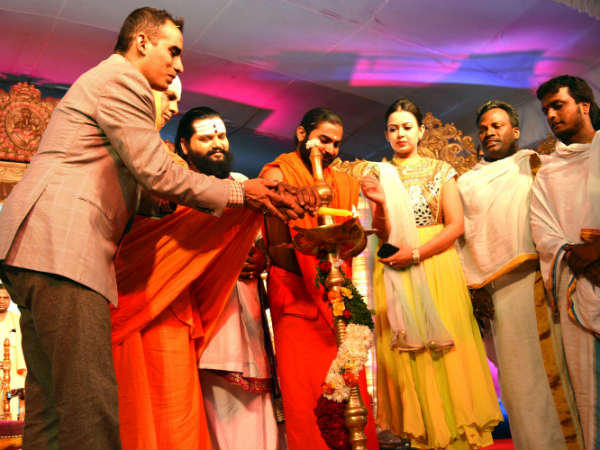 ಆನ್ಲೈನ್ನಲ್ಲಿ ಸಿಗುತ್ತೆ ಪೂಜಾ ಸಾಮಾಗ್ರಿ