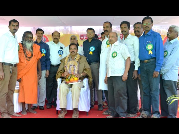 ಅರಣ್ಯಾಧಿಕಾರಿಗೆ ಸನ್ಮಾನ