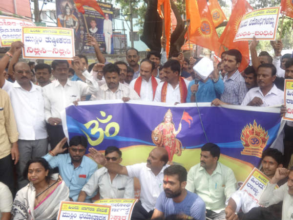 ಮಾಧ್ಯಮಗಳ ಮೇಲೆ ಗರಂ
