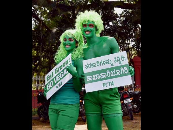 ಸಸ್ಯಹಾರಿಗಳಾಗಿ