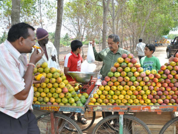 ಪ್ರಯಾಣಿಕರೇ ಇಲ್ಲಿನ ಗ್ರಾಹಕ ಪ್ರಭುಗಳು