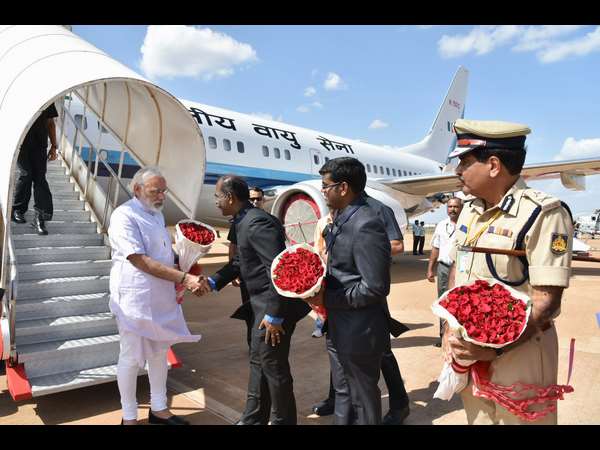 ವಿಕಾಸ ಪರ್ವಕ್ಕೆ ಹೊರಟ ಮೋದಿಗೆ ಪ್ರತಿಭಟನೆ ಬಿಸಿ