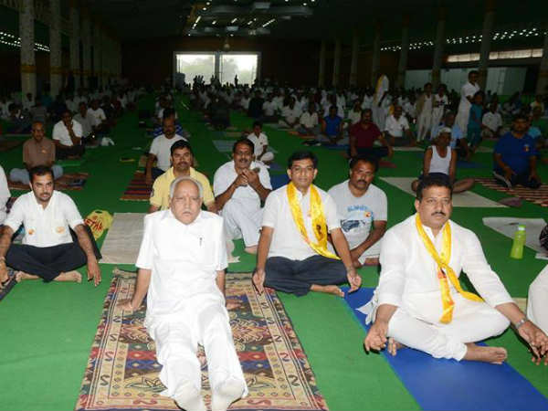 ಯೋಗ ಮಾಡಿದ ಬಿ.ಎಸ್.ಯಡಿಯೂರಪ್ಪ