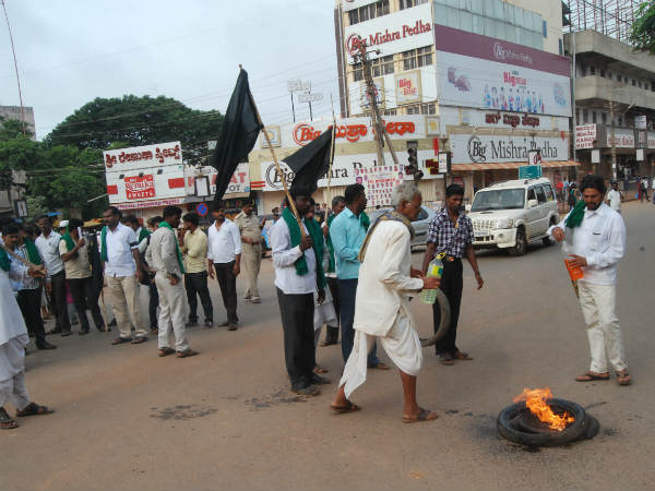ಪ್ರತಿಭಟನೆ ಆಕ್ರೋಶ