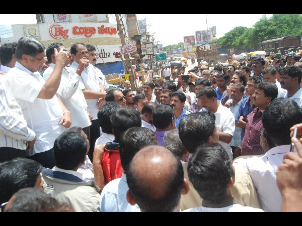 ಶೇರಿಂಗ್ ಆಟೋ
