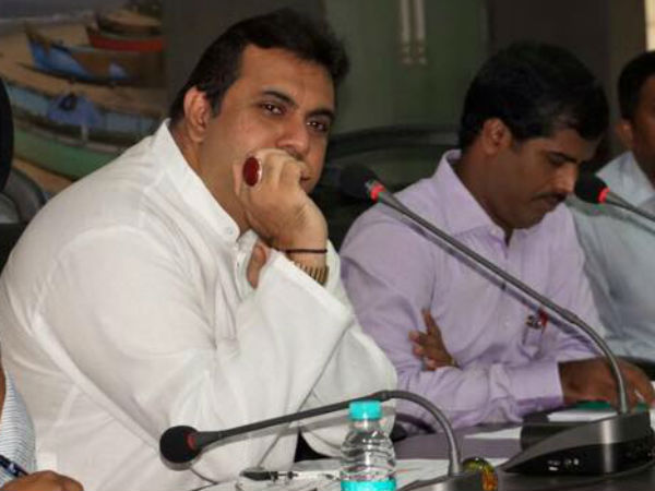 'ಯಾರೂ ರಾಜೀನಾಮೆ ಕೊಟ್ಟಿಲ್ಲ'