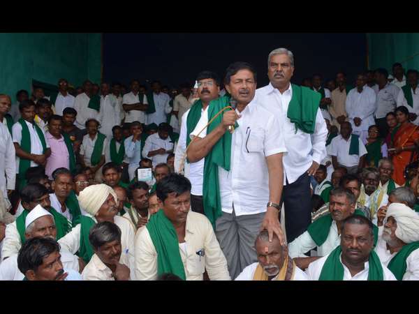 ಸರ್ಕಾರ ಚಿಕಿತ್ಸೆ ವೆಚ್ಚ ಭರಿಸಲಿ