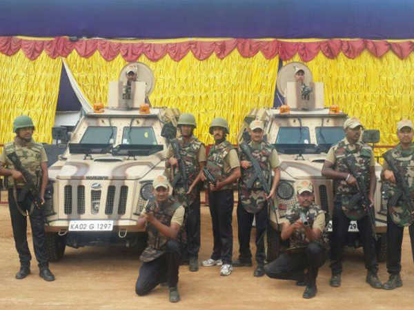 ಆಧುನಿಕ ಶಸ್ತ್ರಾಸ್ತ್ರಗಳ ಕವಾಯಿತು