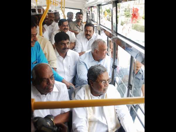 ಇಂಟಲಿಜೆಂಟ್ ಟ್ರಾನ್ಸ್ ಪೋರ್ಟ್ ಸಿಸ್ಟಂ