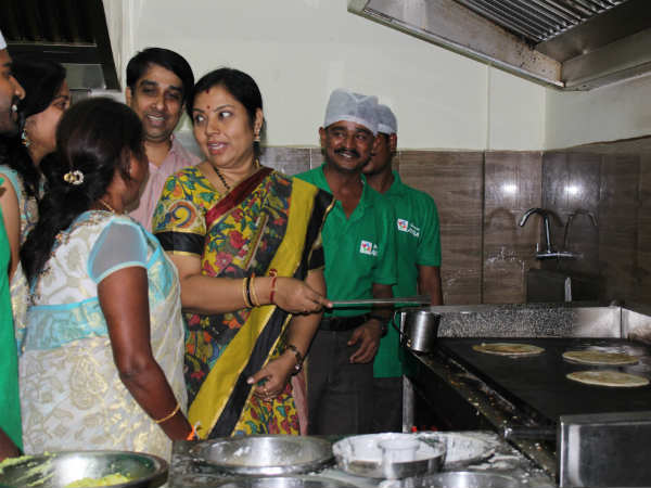 ನನಗೆ ದೋಸೆ ಮಾಡೋಕೆ ಬರಲ್ವಾ?