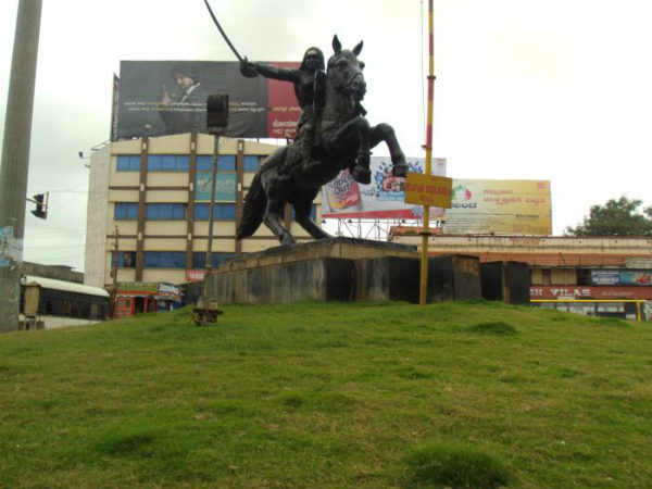 ಕುಮಾರಸ್ವಾಮಿ ಮನೆ ಎಲ್ಲಿ?