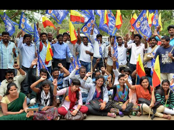 ಸಂಚಾರ ಅಸ್ತವ್ಯಸ್ತ