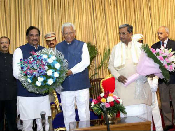 ಪ್ರಮಾಣ ವಚನ ಸಮಾರಂಭದಲ್ಲಿ ಗಣ್ಯರು