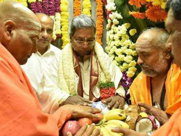 ದೇಗುಲದಲ್ಲಿ ವಿಶೇಷ ಪೂಜೆ, ಪ್ರಾರ್ಥನೆ ಸಲ್ಲಿಸಿದ್ದಾರೆ