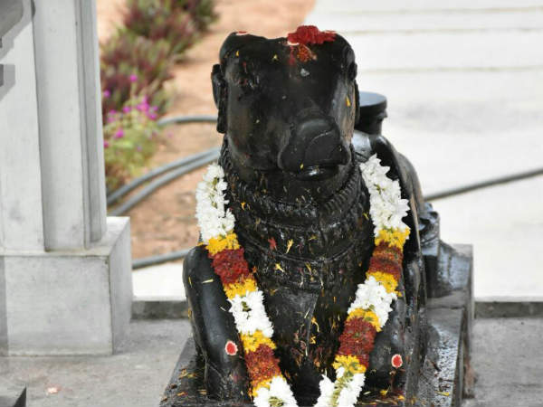 ದುರ್ಗದ ಹಳ್ಳಿಯ ದೈವ