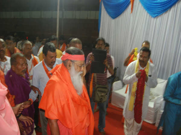 ಪುರಪ್ರವೇಶದಲ್ಲಿ ಧಾರ್ಮಿಕ ಕಾರ್ಯಕ್ರಮಗಳು