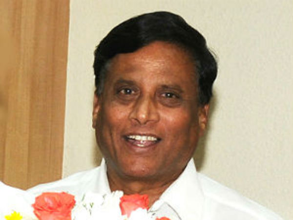 ಬೇಲಿಯೇ ಎದ್ದು ಹೊಲ ಮೇಯ್ದಂತೆ