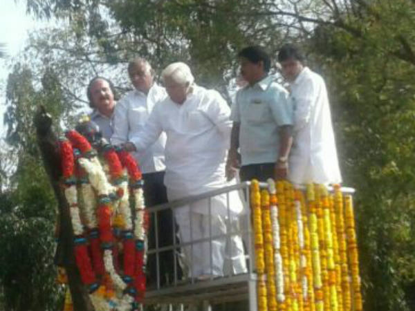 ಗದಗದಲ್ಲಿ ಮಹಾ ಪರಿನಿರ್ವಾಣ ದಿನ