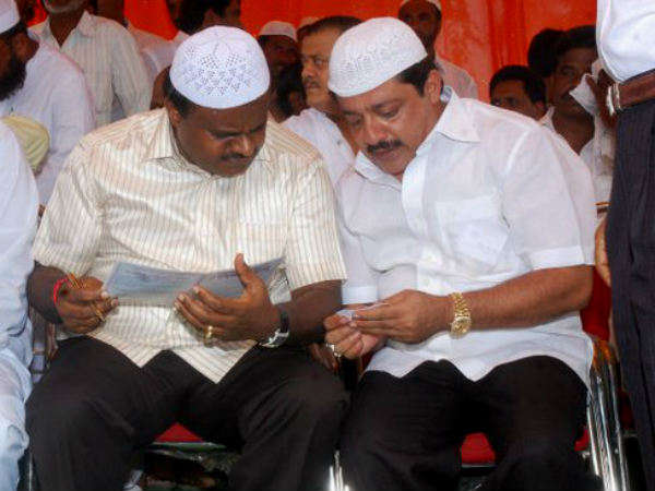 ಆಮಂತ್ರಣ ನೀಡಲು ಬಂದ ಶಾಸಕನನ್ನು ಮನೆಯೊಳಗೆ ಬಿಡದ ಎಚ್ಡಿಕೆ?