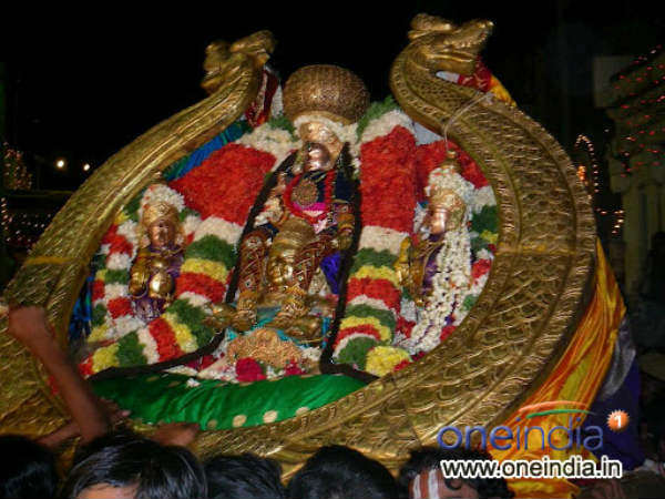 ಉಡುಪಿಯಲ್ಲೂ ರಥಕ್ಕೆ ಪ್ರದಕ್ಷಿಣೆ ಹಾಕುವ ಗರುಡ