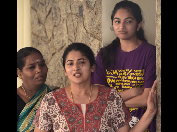 ಅಯ್ಯೋ, ಯಾಕೆ ದಾಳಿ ಮಾಡ್ತಿದ್ದೀರಾ?!