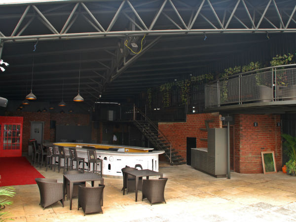 ಶೆರ್ಲಾಕ್ಸ್ ಪಬ್