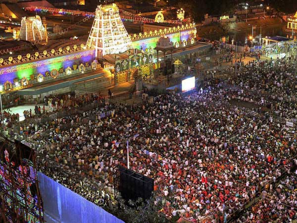 ನಲವತ್ತೊಂದು ಲಕ್ಷ ಭಕ್ತರು ಭೇಟಿ