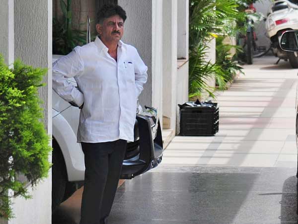 ಚಿಂತೆಗೀಡಾಗಿದ್ದರು ಶಿವಕುಮಾರ್