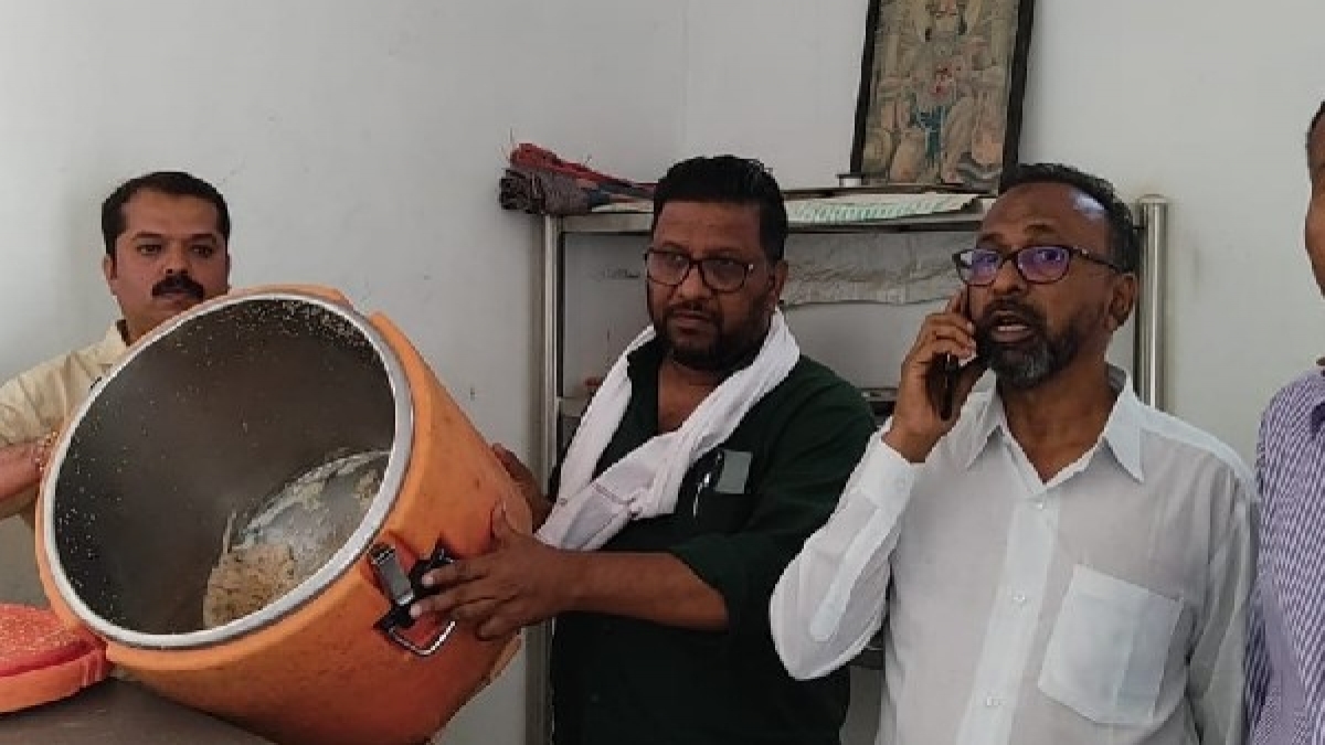 ಕ್ಯಾಂಟೀನ್ ಮುಚ್ಚಿ 8 ದಿನಗಳಾಗಿವೆ