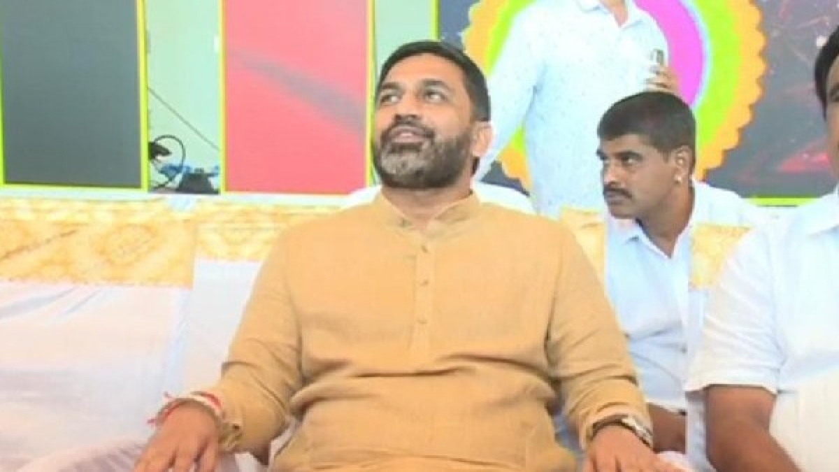 ಭವಾನಿ ರೇವಣ್ಣ ವಿರುದ್ಧ ಪ್ರೀತಂ ಕಿಡಿ