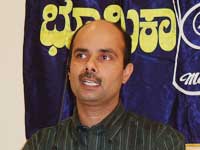 ಹರಿಯುವ ನೀರಲ್ಲಿ ಕೃಷಿಮಾಡದ ಅನಿವಾಸಿ ರೈತ!