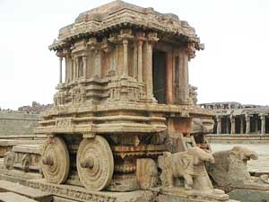 hampi ratha..img:instablogimages.com