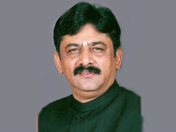 ಯಾರಿಗೆ ಯಾವ ಖಾತೆ?