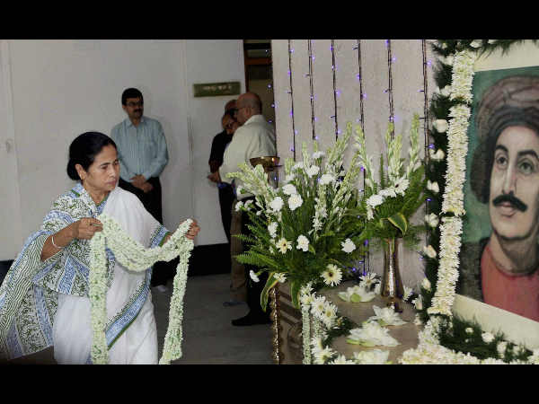 ಇಂದಿನ ಚಿತ್ರಸುರಳಿ ಬಿಚ್ಚಿ ನೋಡಿ
