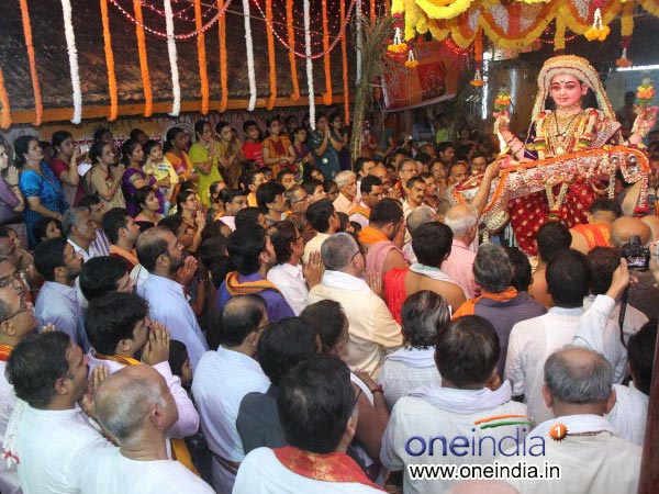 ಮಂಗಳೂರು ಶೋಭಾಯಾತ್ರೆಯ ಚಿತ್ರಗಳು