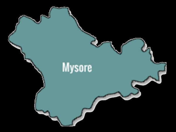 ಶಾಸಕರಿಂದ ಆನೆ ದತ್ತು ಸ್ವೀಕಾರ