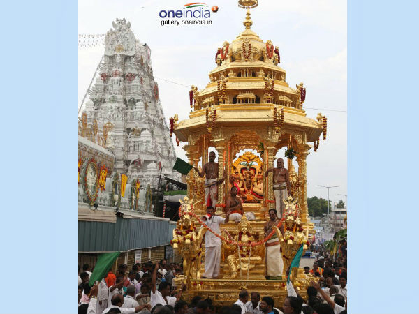 ವೈಕುಂಠ ಏಕಾದಶಿ ಆಚರಣೆಯ ದೃಶ್ಯಾವಳಿಗಗಳು