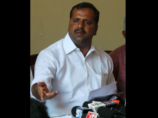 ಯು.ಟಿ.ಅಬ್ದುಲ್ ಖಾದರ್
