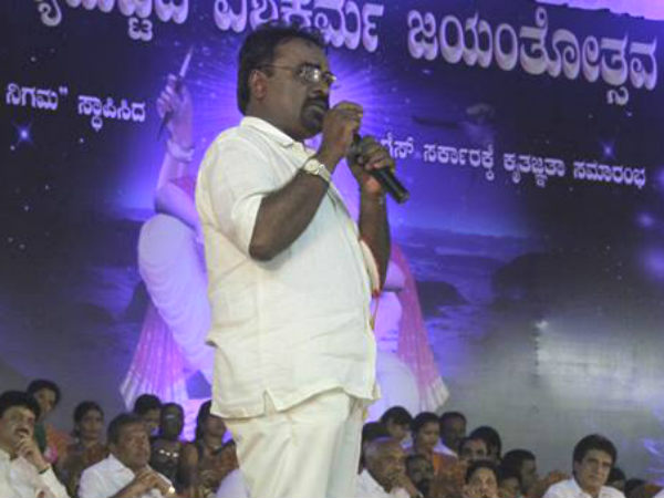 ಶಾಂತಿಯುತವಾಗಿ ಹೋರಾಟ ಮಾಡೋಣ