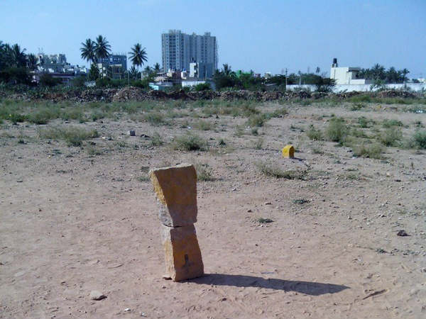 ಕೋರ್ಟ್ ಮೆಟ್ಟಿಲೇರಿದ ವಿವಾದ