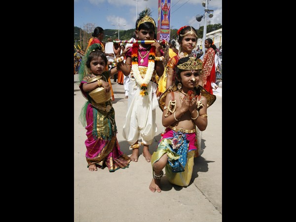ದೇವರ ವಾಹನರೂಪಿ ದಿರಿಸಿನಲ್ಲಿ