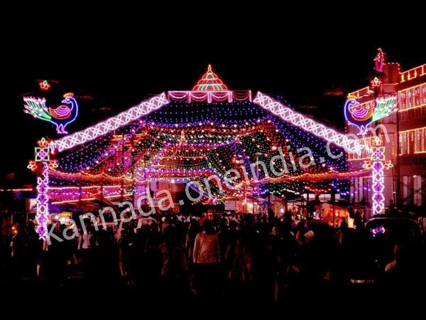 ಮದುವನಗಿತ್ತಿಯಂತೆ ಬೀದಿಗಳು ಶೃಂಗಾರ
