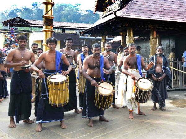 ಚಂಡೆ ಮದ್ದಳೆ ನಿನಾದ ಮೊಳಗುತ್ತಲೇ ಇರುತ್ತದೆ
