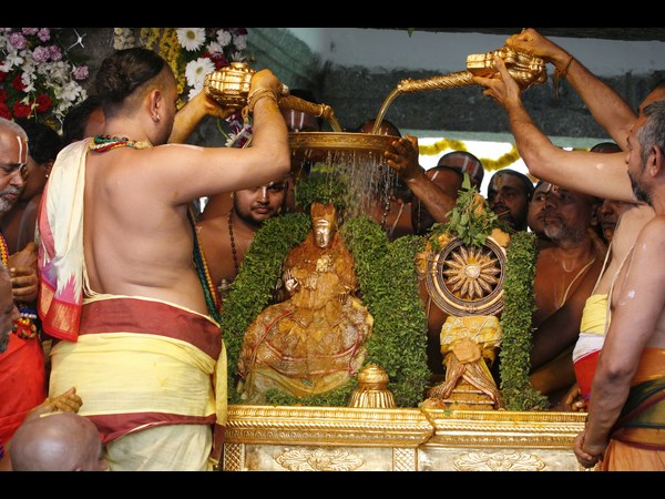 ಪಂಚಮಿ ತೀರ್ಥಸ್ನಾನದಲ್ಲಿ ಪದ್ಮಾವತಿ