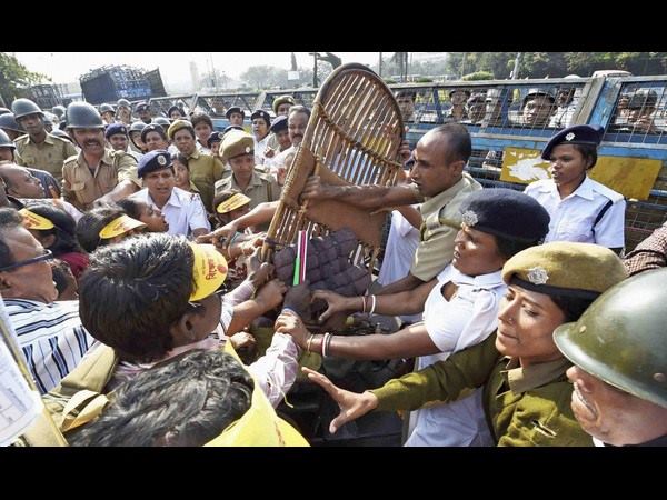 ತಡೆಯಲು ಹರಸಾಹಸ